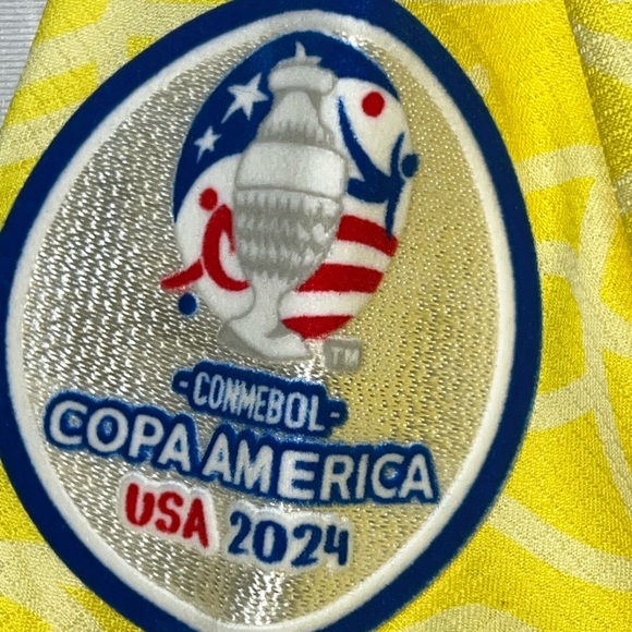 Brazil Copa América 2024 Soccer Jersey Vini Jr 7 Nike - Picture 8 of 10